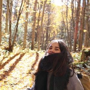 Meet your Posher, Daphné